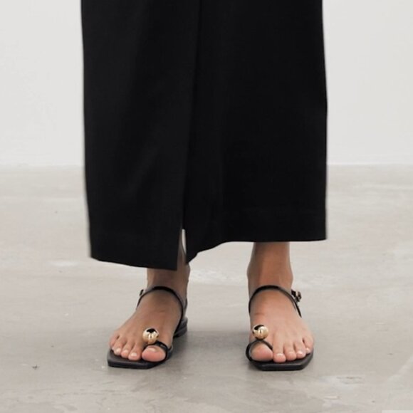 Flattered Sandals "NEW" - Picture 16 of 16